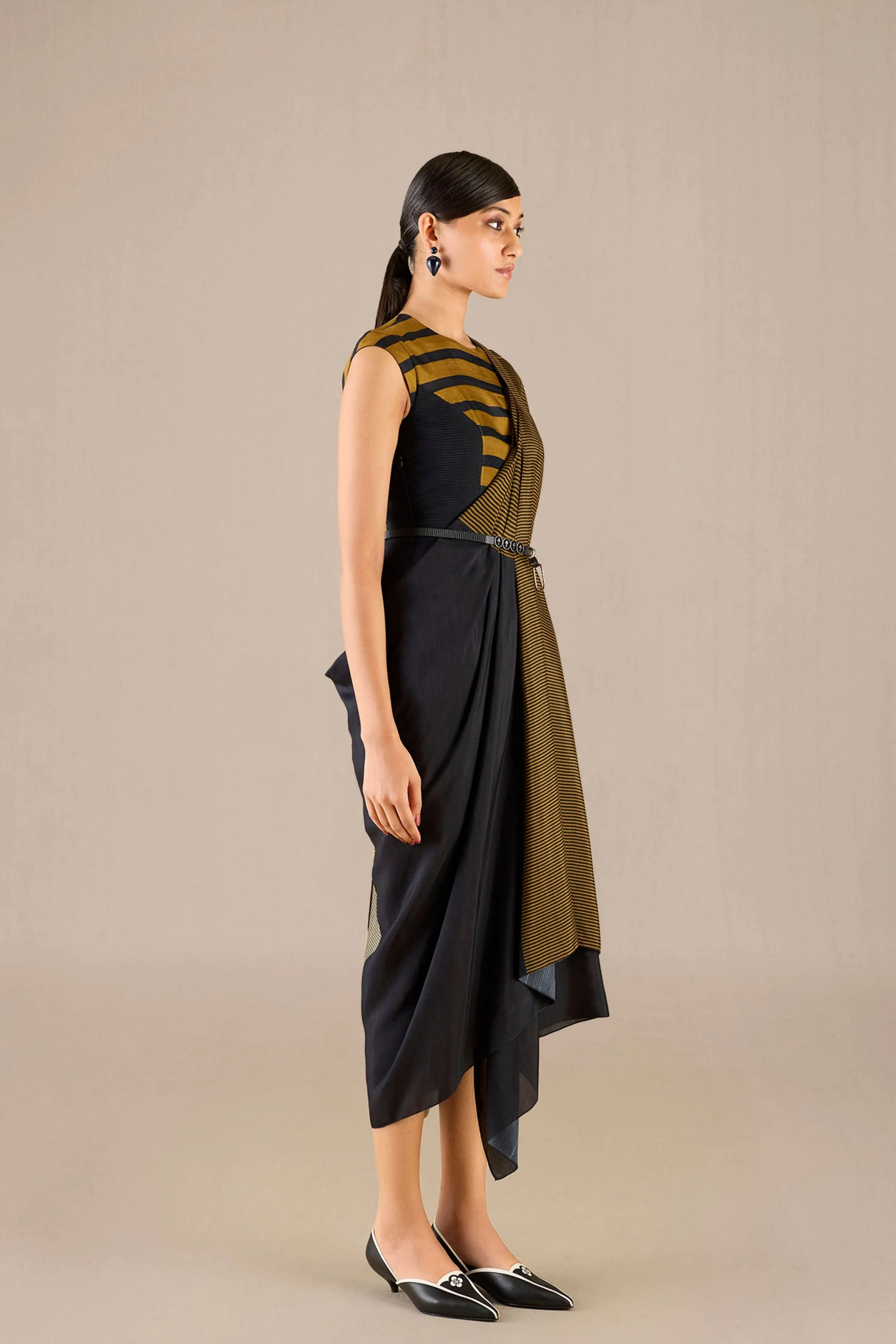 Abha Black Saree