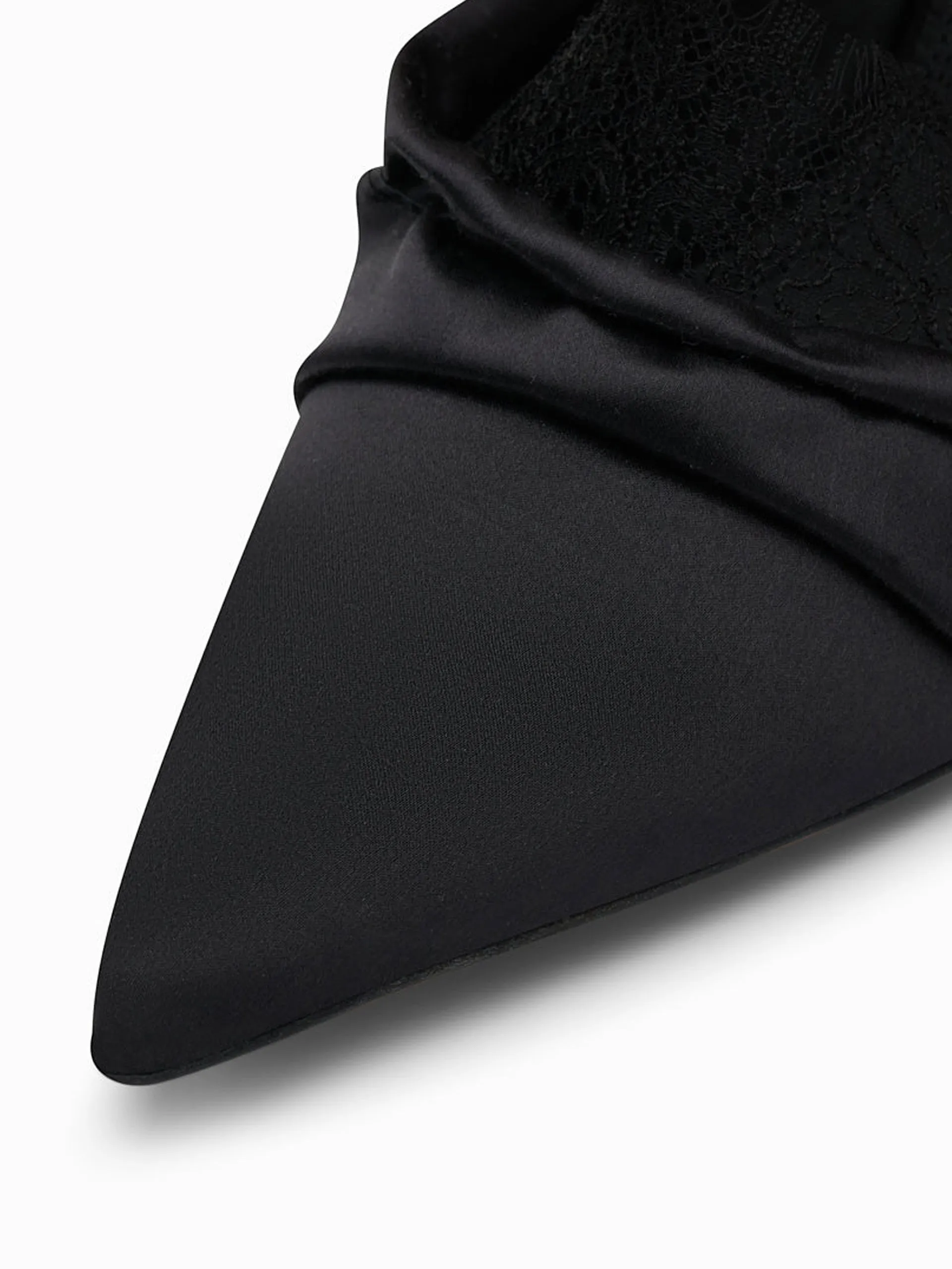 Black Naledi mules