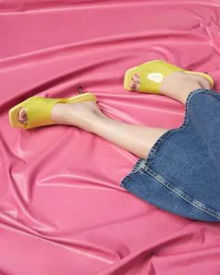 both - 40MM KITTEN HEELED PVC MULE-YELLOW