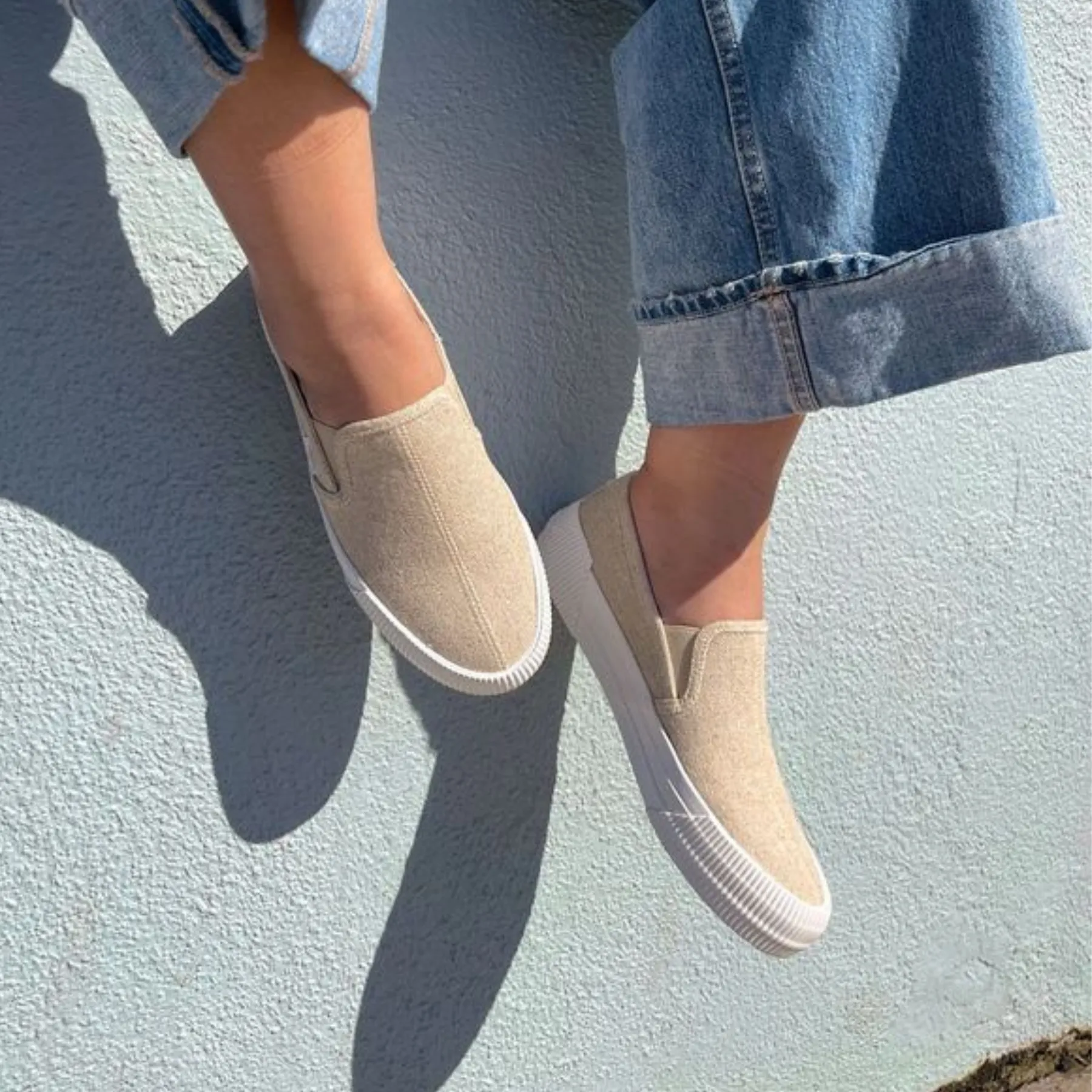 Cheery Classic Natural Slip On Sneaker