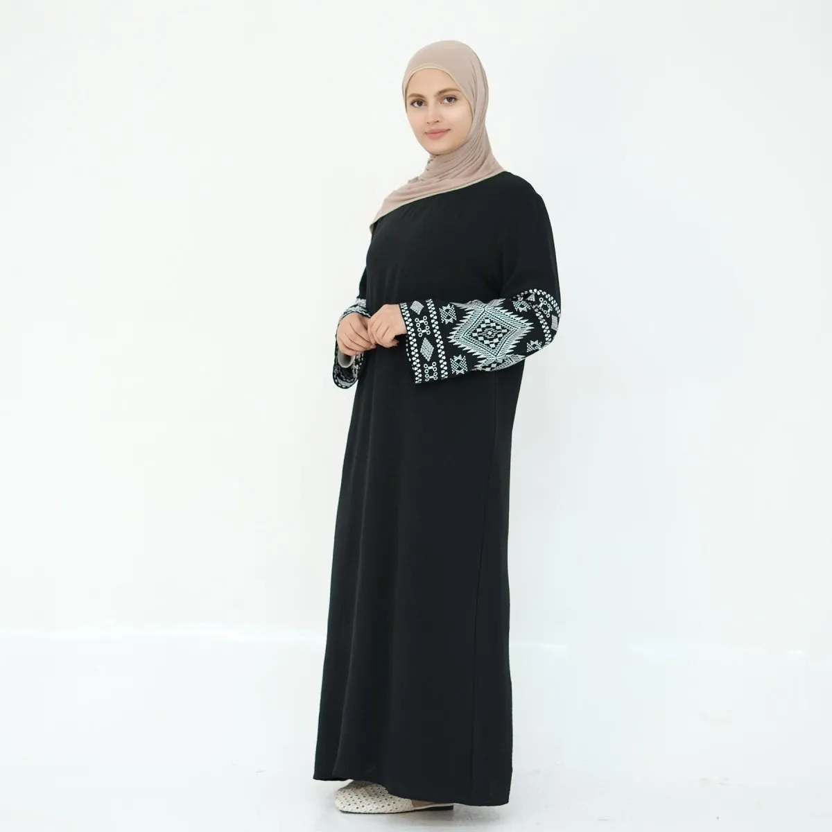 Elegant Embroidered Casual Abaya (MA139)