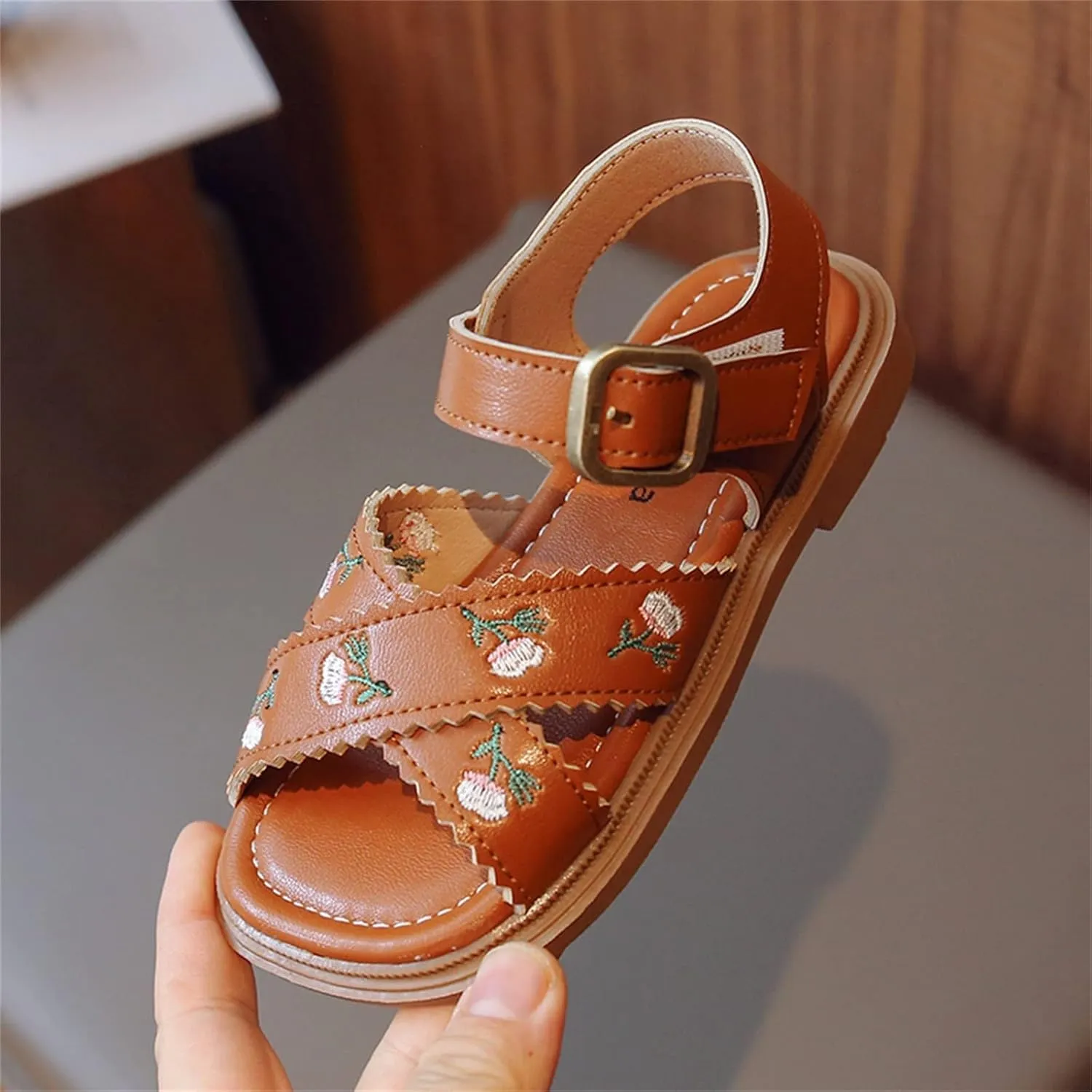 Girls No Heels Shoes Embroidered Princess Dress Shoes Slip On School Party Little Girls Flip Flops Size 11