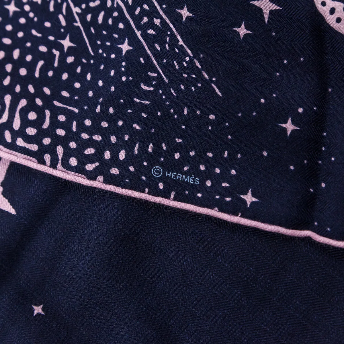 Hermes Navy & Vieux Rose Cashmere Clair De Lune Shawl 140