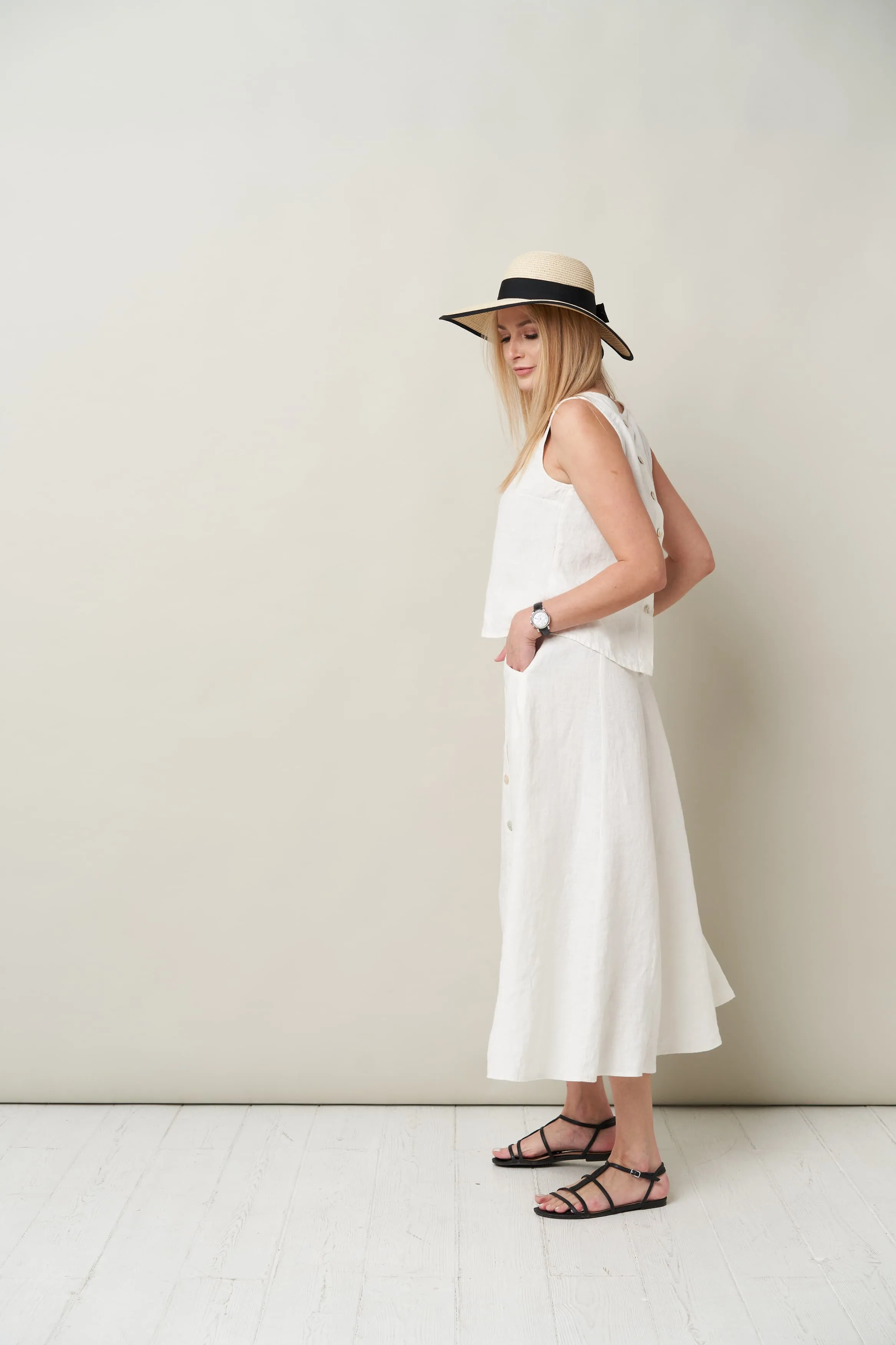 Linen skirt with buttons Kiki