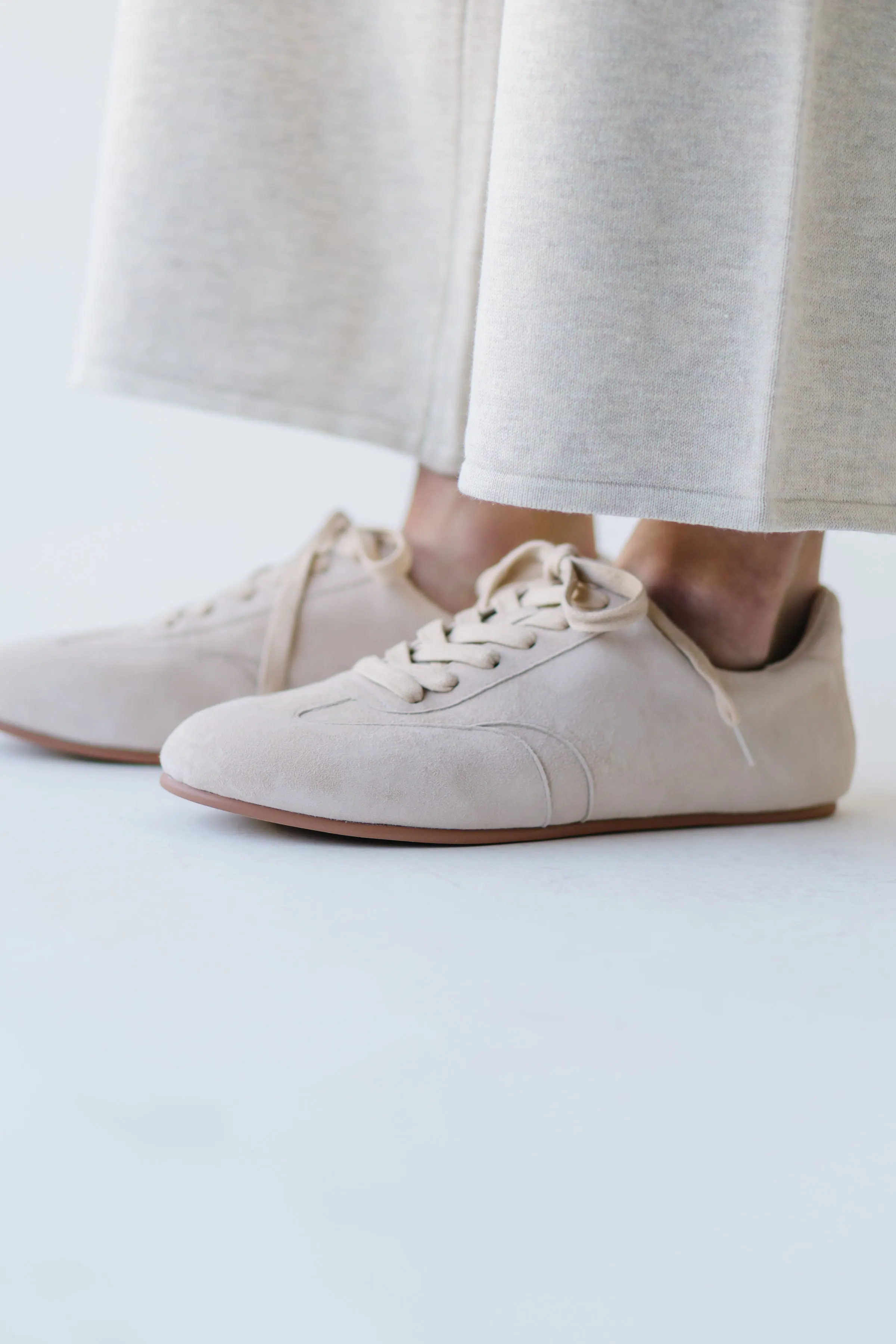Matisse: Zeke Low-Top Sneaker in Natural