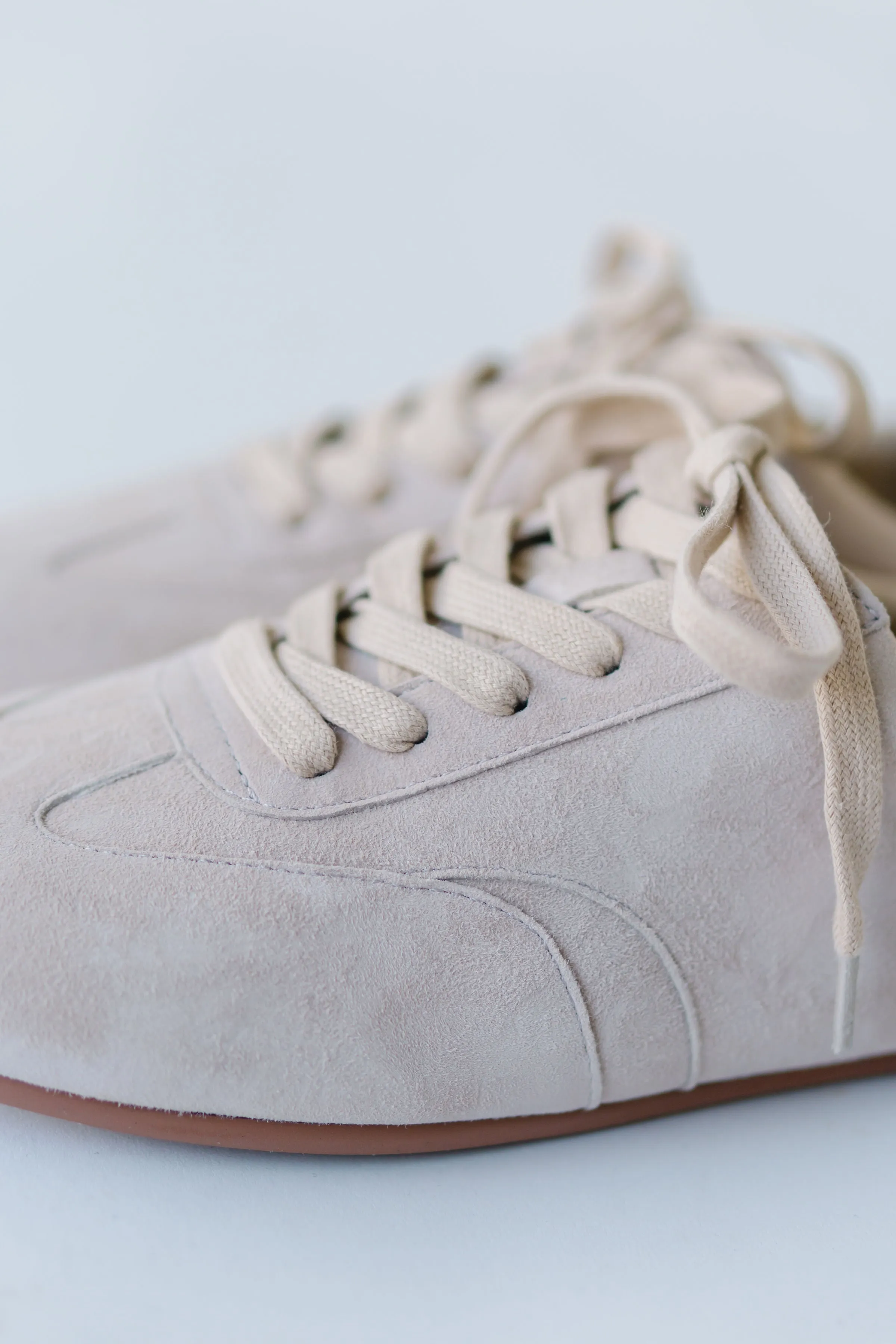Matisse: Zeke Low-Top Sneaker in Natural