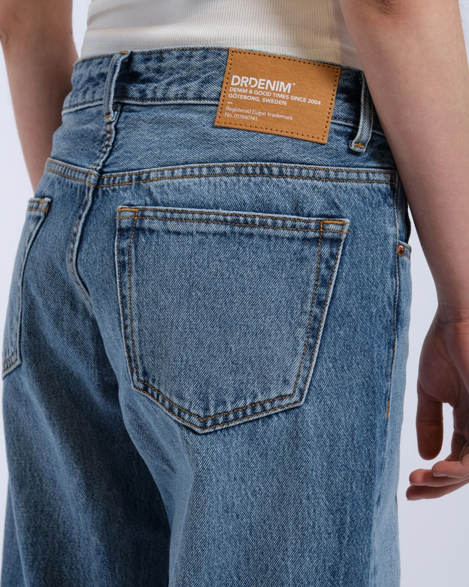 W RHUE JEAN